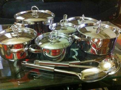 16 PCS STAINLESS STEEL COOKWARE SET