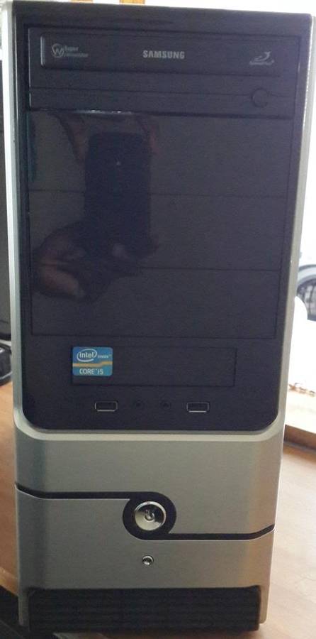 i5 Desktop PC + LCD Monitor (REDUCED TO CLEAR)