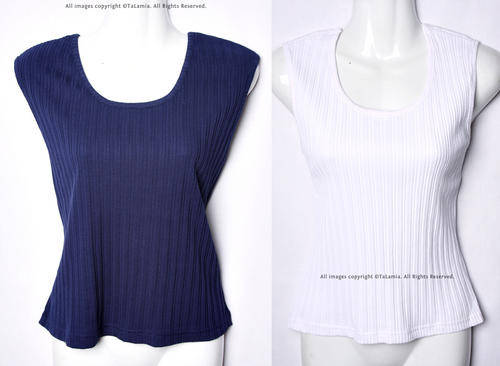 2 PCS Ladies cotton tops dark navy and white