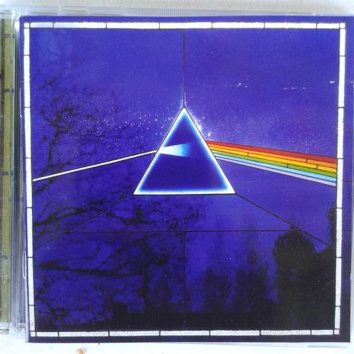 Pink Floyd - The Dark Side Of The Moon (Hybrid SACD) [Import] (2003 Digital Remaster)