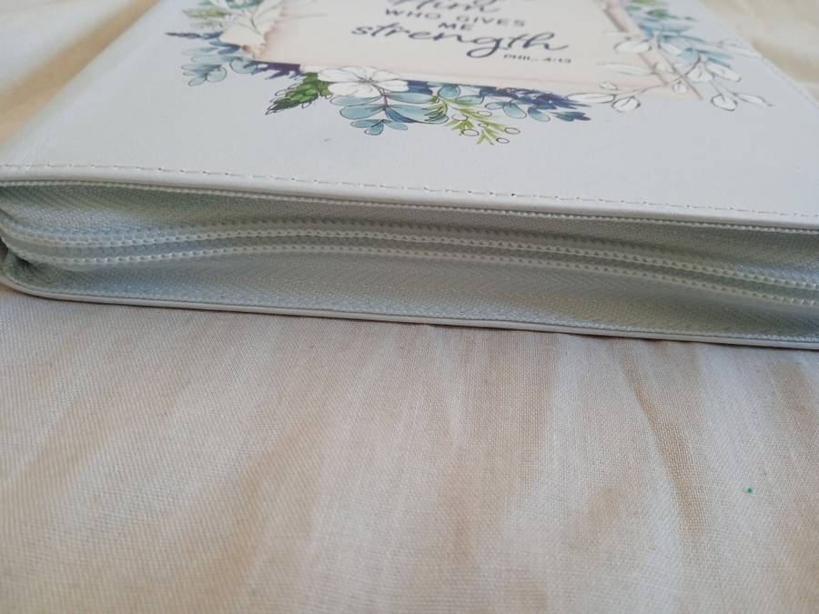 CHRISTIAN ART LUXLEATHER ZIP-AROUND JOURNAL - I CAN DO ALL THIS ... (LIGHT BLUE)