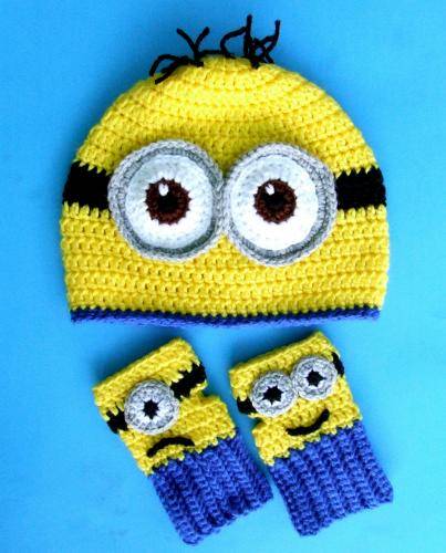 Minion Beanie and fingerless glove set - size to fit teen and adult