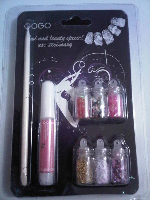 6 mini bottles of nail art, stick ans nail glue
