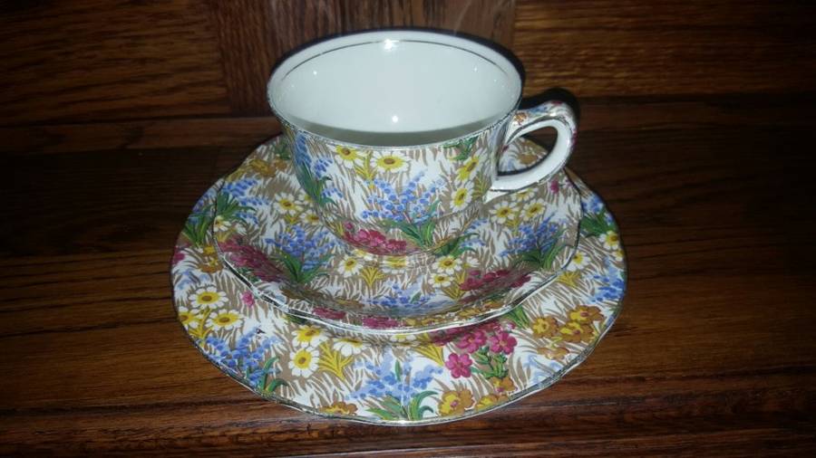 Royal Winton Grimwades Chintz 1928 - " Marguerite " Tea Trio ! Rare 1st Chintz pattern issued