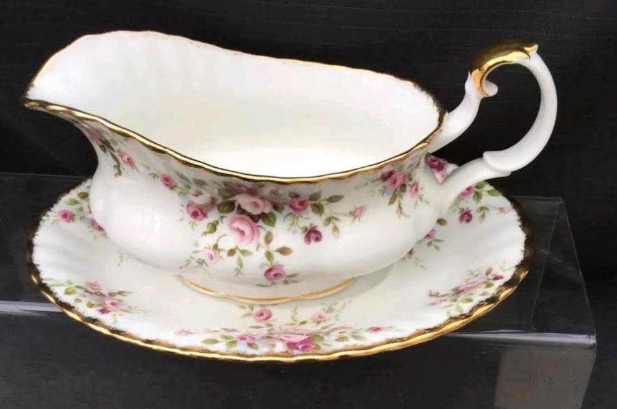 1970 Royal Albert Cottage Garden Sauce Boat with Tray. Un-used Excellent Condition