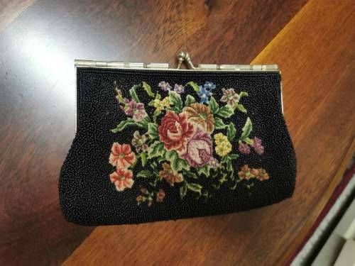 Beaded purse / clutch bag