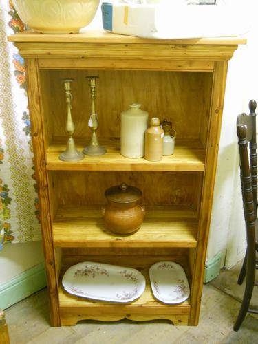 KIM'S CREATIONS OREGON BOOKCASE