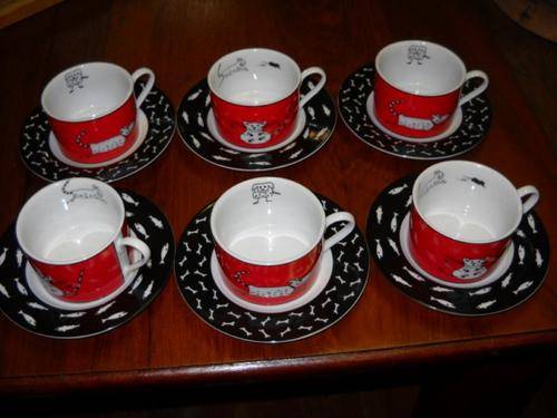 DOG AND CAT COFFEE/TEA SET (AZOR & MRUCZEK) -COLLECTABLE