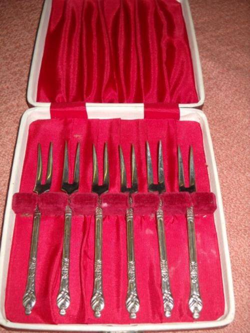 SIX SILVER PLATED APOSTLE CAKE FORKS