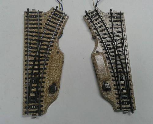 MARKLIN HO Scale M - Track - Electric Points - 1 x Left + 1 x Right