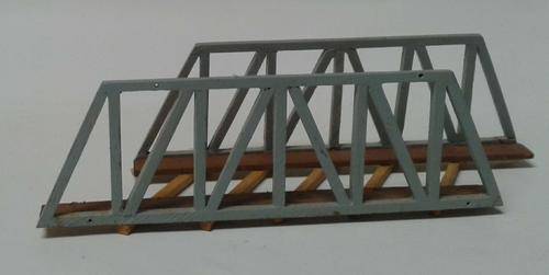 N Scale Building  - Girder  Bridge