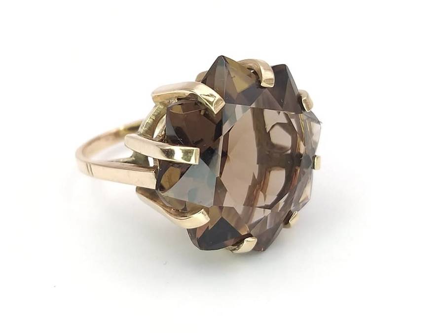 9ct gold star-shaped brown topaz cocktail ring