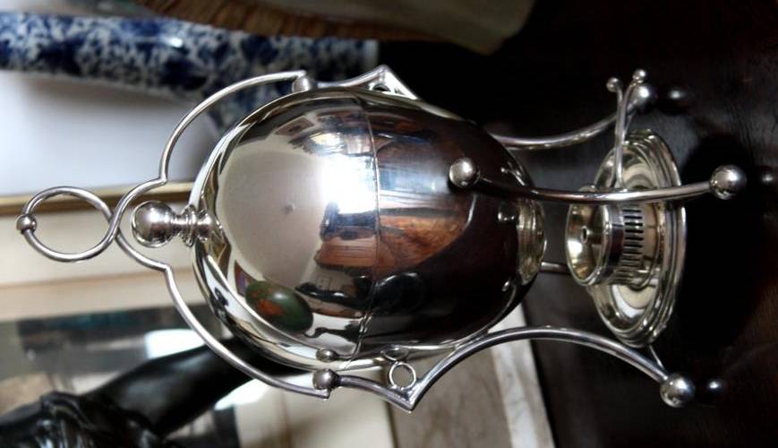 English silver plate egg warmer 1920