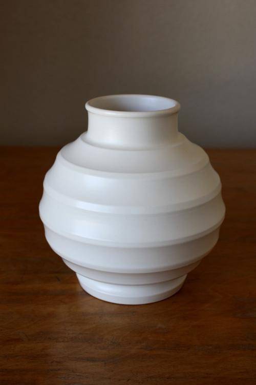 Wedgwood Keith murray deco vase