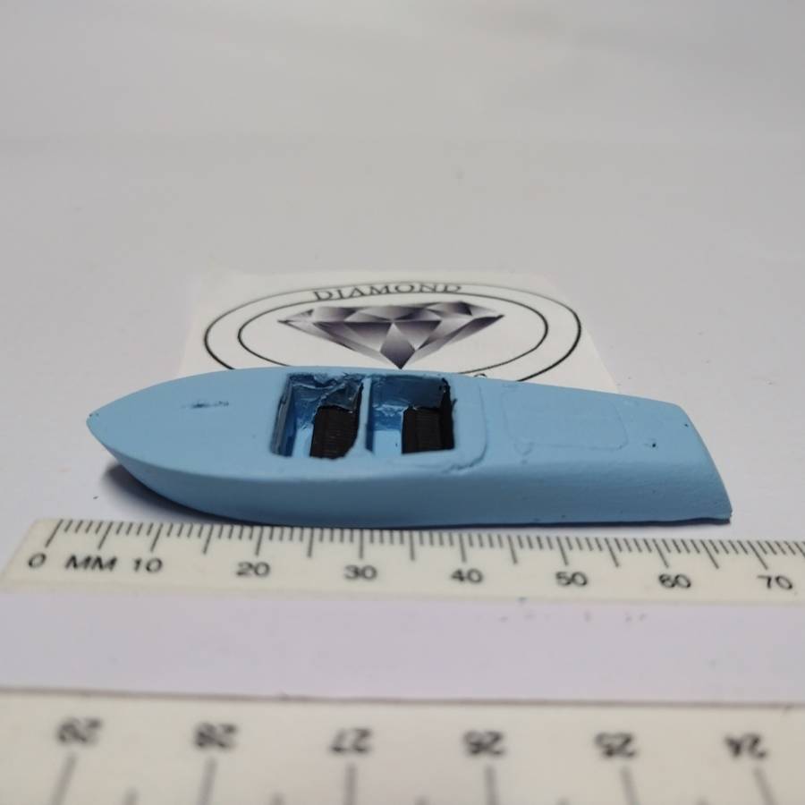 Model Trains HO 1 x Boat Ski (L. Blue) - 72mm x 25mm x 8mm