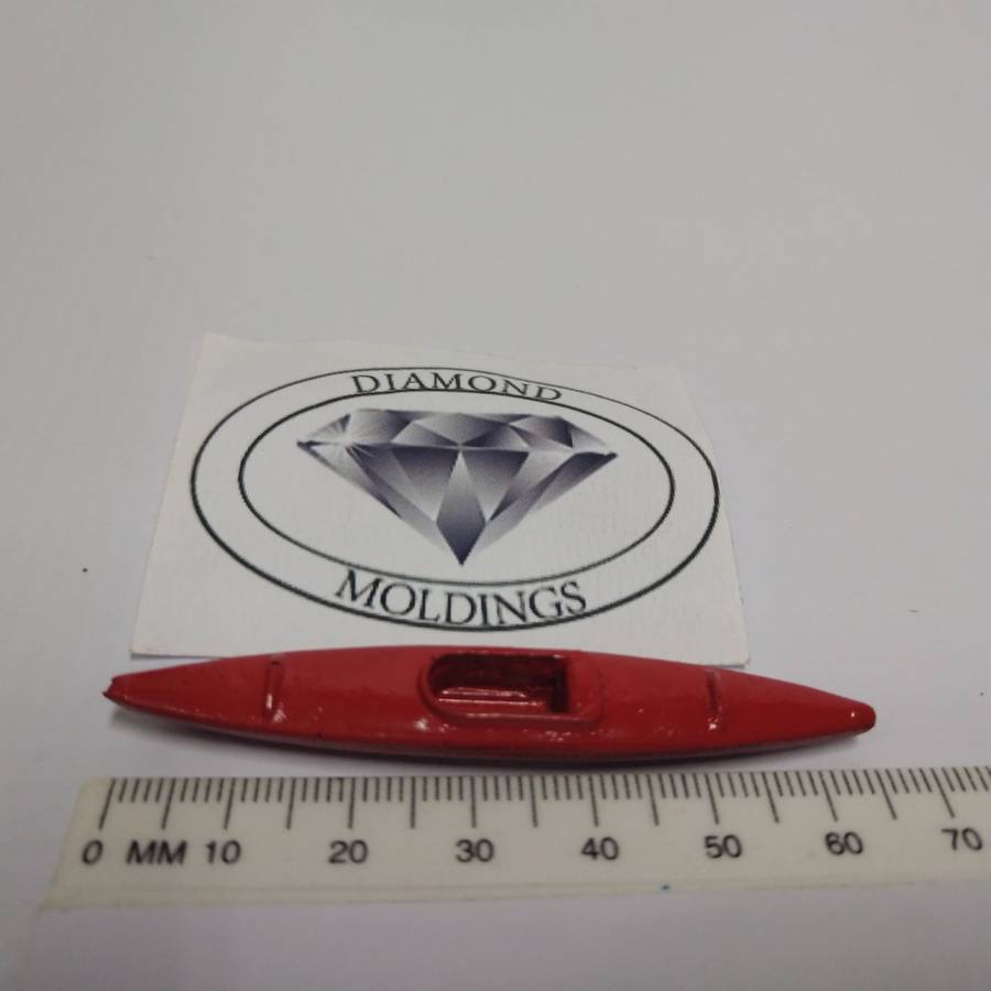 Model Trains HO - Canoe Long (Red) - 70mm x 10mm x 7mm
