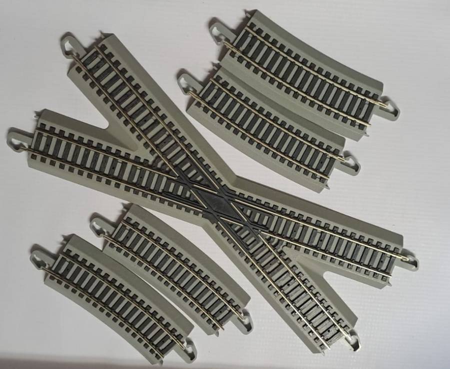 Model Trains 1:87 HO - 5 x E-Z Bachmann Track