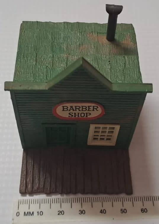 Model Trains 1:87 HO - 1 x Barber Shop