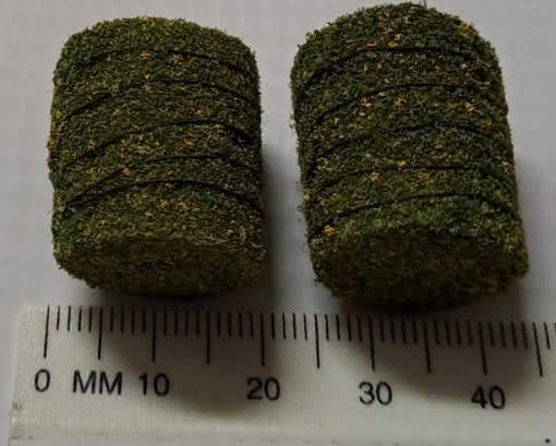 Model Trains HO - 2 x Food for the animals.