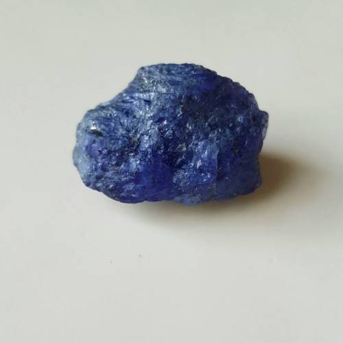 61.85CtsTANZANITE UNTREATED ROUGH 100% NATURAL VIOLET BLUE