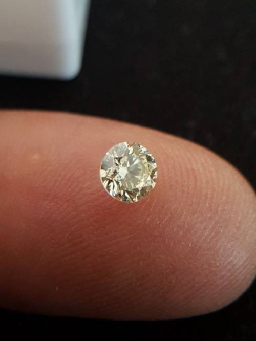 Certified 0.50Cts J VS2 Round Brilliant Natural Diamond