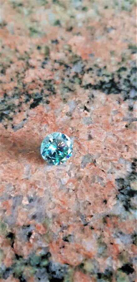 3.20 ct 10.30 mm VVS1 Fancy Blue Round Brilliant Cut Loose Moissanite