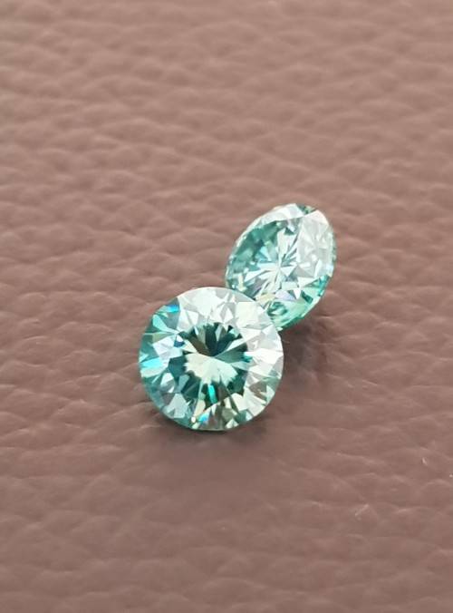 2 x Moissanite Fancy Green Round Cut 2..38ct TCW 4.76