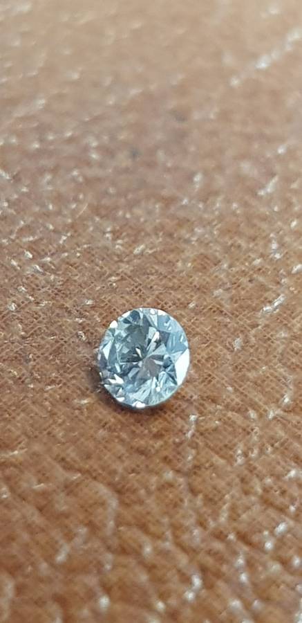 0.15Carat E SI1 Round Brilliant Natural Diamond
