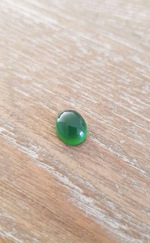 Green Onyx 2.98 Cts Oval cabochon Brilliant gemstone