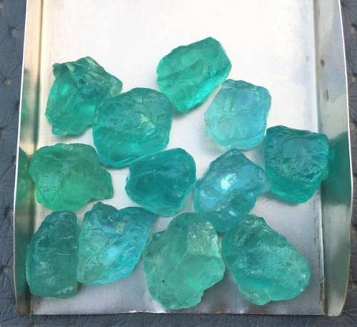 Natural Blue Apatite Rough Untreated Size 12-14 MM Gemstone, Loose Gemstone, Crystals
