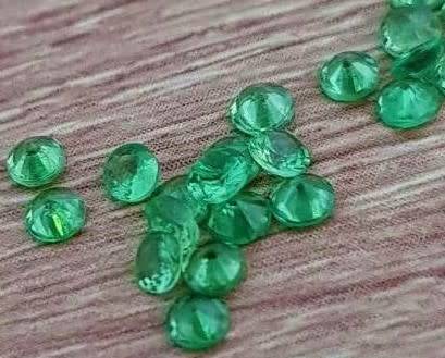 Tsavorite Garnet Diamond Cut 2.5mm.Best Color Top Green  Tanzania