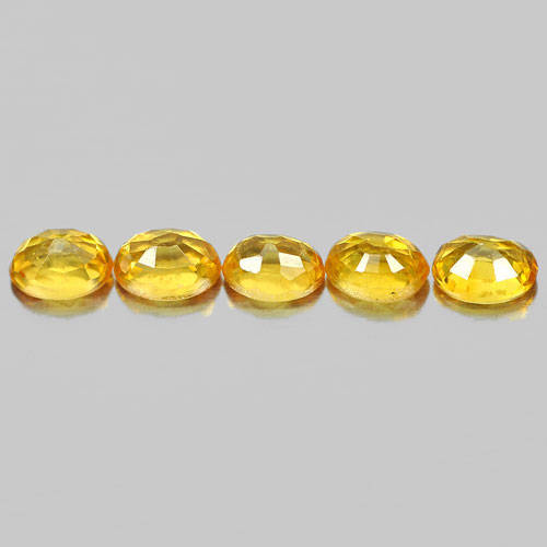 Yellow Sapphire 0.26Ct. Oval 4.1 x 3 mm.  Natural Gemstone