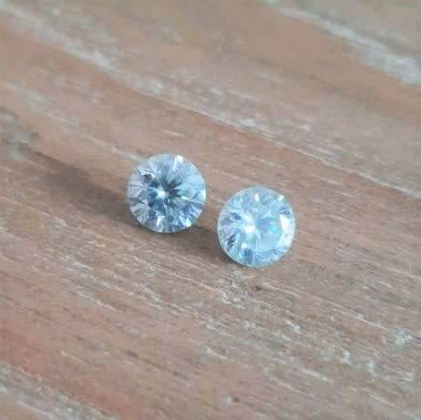 0.77ct MOISSANITE VVS1 BLUE COLOR 1Pcs  LOOSE