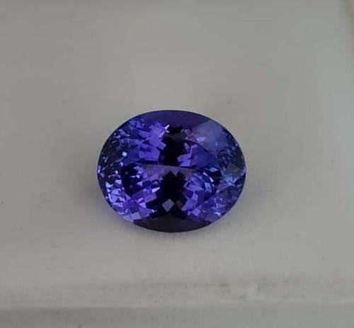 11.66Ct. Tanzanite Oval  Bluish Violet **Certified**Very Good Color! Natural