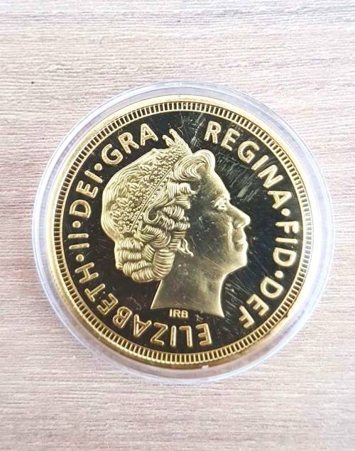 Regina Elizibeth British Sovereign  Coin 2010,St George slaying Dragon Reverse-Replica
