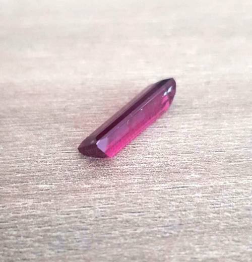 5.17Ct. Rhodolite Garnet Cherry Pink Ravishing Color & Full Fire! Natural