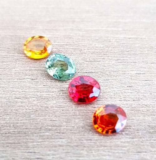 Sapphire Oval 2.91cts  4 Pieces   Beautiful! Fancy Colour Songea, Africa