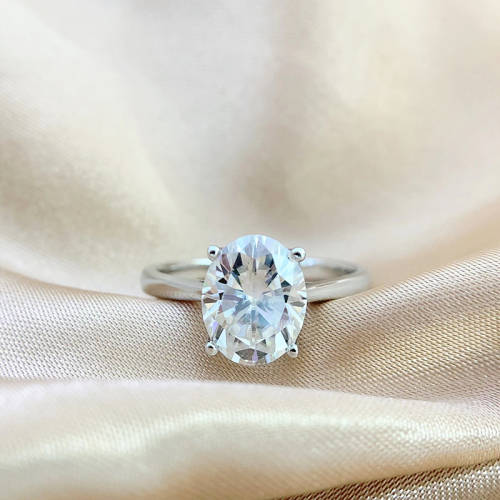 1.00 Carat Moissanite Oval  VVSI/D Engagement Ring in Yellow or Rose Gold**GRA Certified**