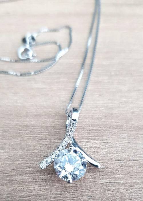 2.00 Carat Nacklace Round SONA Diamond **Certified**  VVSI/D Plated in Platinum