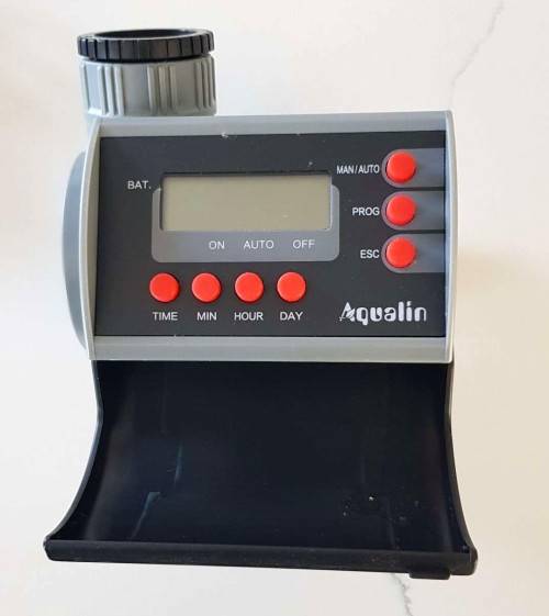 Digital programmable water timer