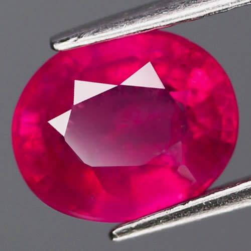 2.68Ct. Ruby  Oval Facet Red Sparkling&Good Color! Heated Natural