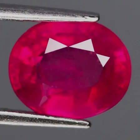 2.68Ct. Ruby  Oval Facet Red Sparkling&Good Color! Heated Natural