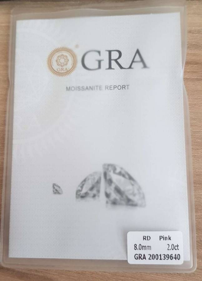 2CT  MOISSANITE PINK ROUND VVSI  BRILLIANT CUT** GRA CERTIFIED**