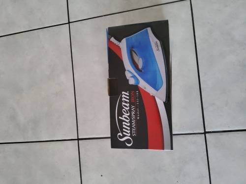 SUNBEAM STEAM /SPRAY IRON