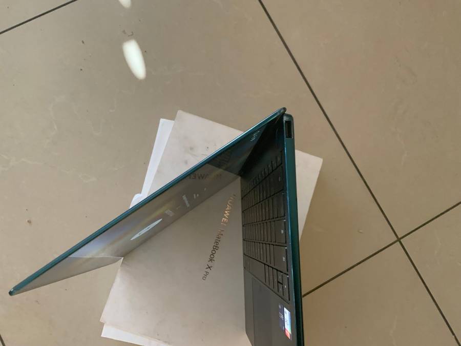 HUAWEI MATE BOOK  X PRO  1 TB  16 GB