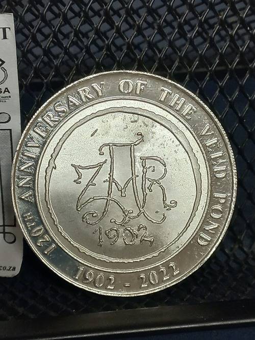 120 th Anniversary of the veld pond one Oz silver medallion. Please read description!!!