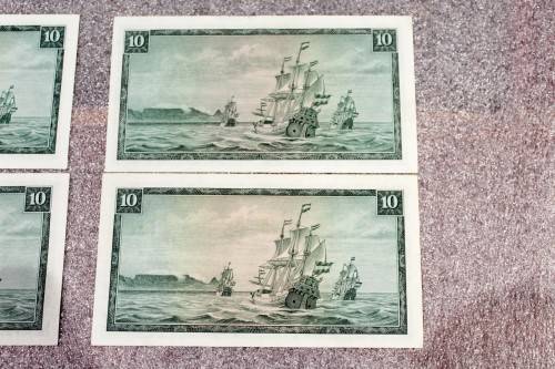 R10 - TW de Jongh - Nine notes - Good, used condition - Low price - Bid now!