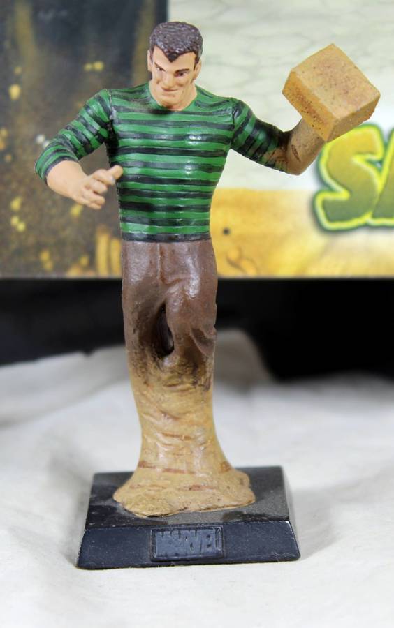 Classic Marvel - action figure and book - Sandman - Issue #27
