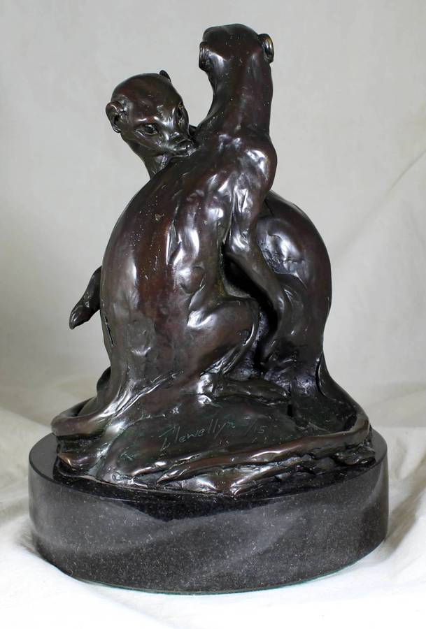 Llewellyn Davies - Meerkat Sculpture - Bronze - Investment art!! Bid now!