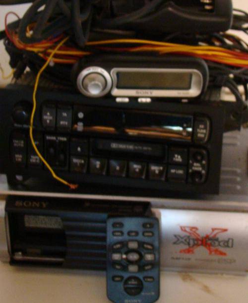 Jeep cherioakie radio with sony cd shuttle
